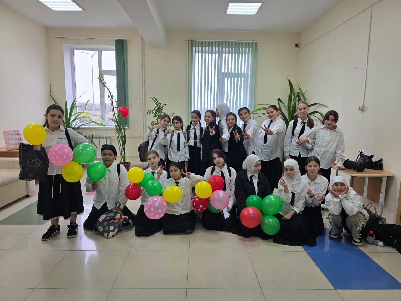 Сценические постановки сказок &amp;quot;Колобок&amp;quot;, &amp;quot;Репка&amp;quot;, &amp;quot;Красная шапочка&amp;quot;.